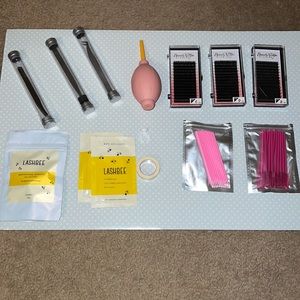 Eyelash extension kit